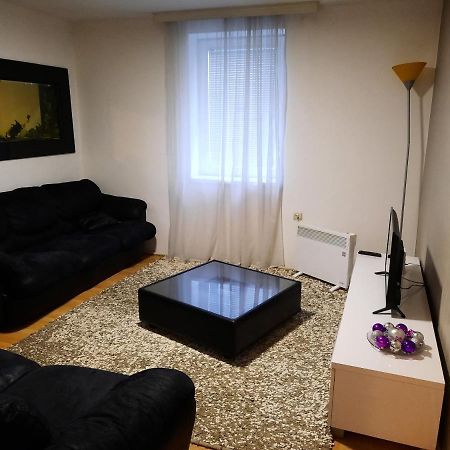 Downtown Apartamento Smederevo Exterior foto